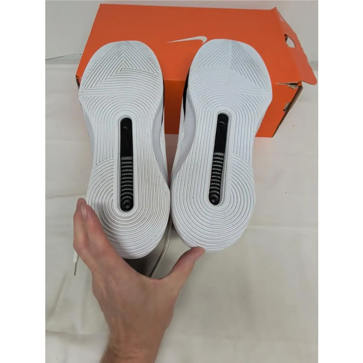 Nike shoes - Nike GT Jump Academy - Jump Academy - FV5524-100 - White, Manufacturer: White/Black/Metallic Silver (UPC: 197859161744) 5