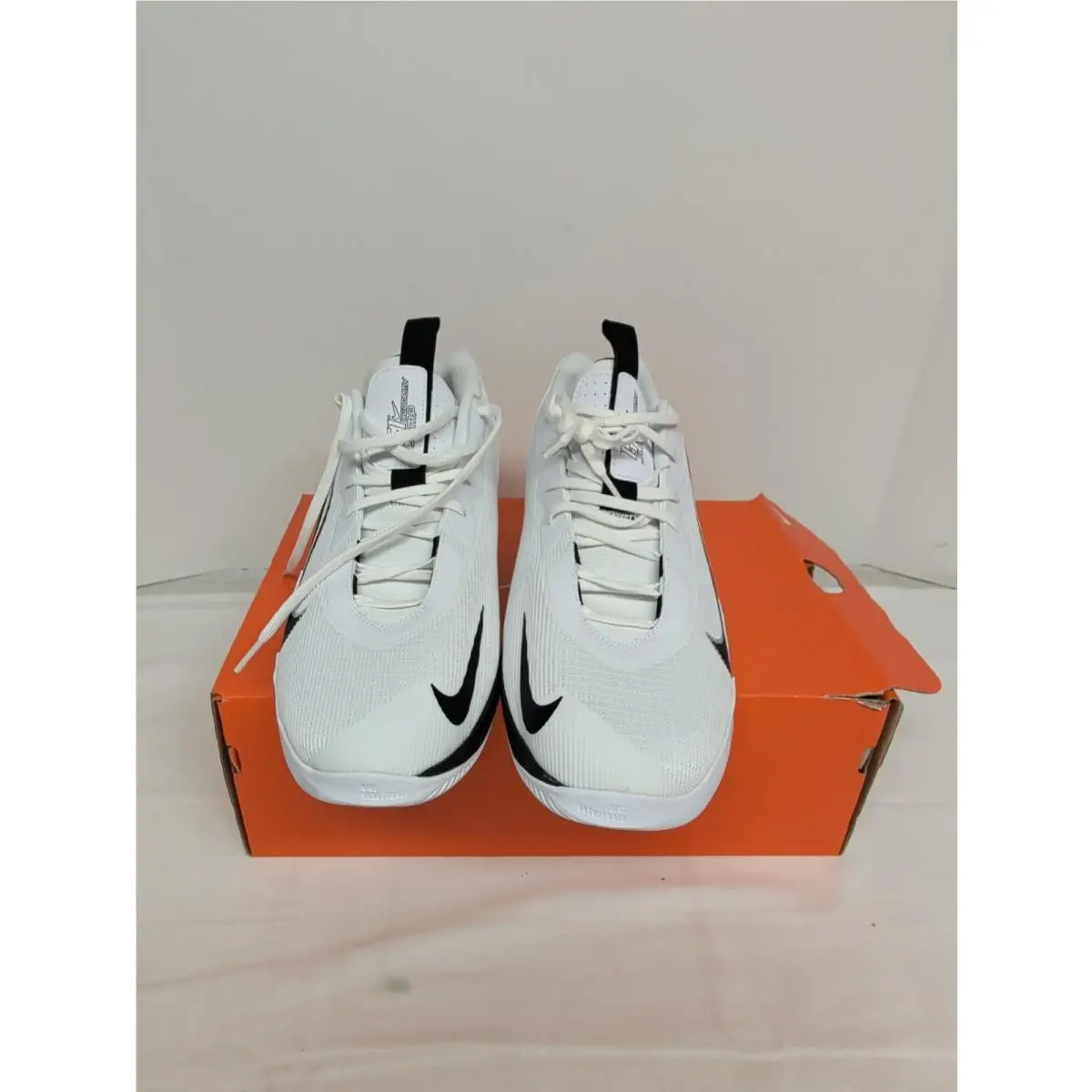 Nike shoes - Nike GT Jump Academy - Jump Academy - FV5524-100 - White, Manufacturer: White/Black/Metallic Silver (UPC: 197859161744) 1