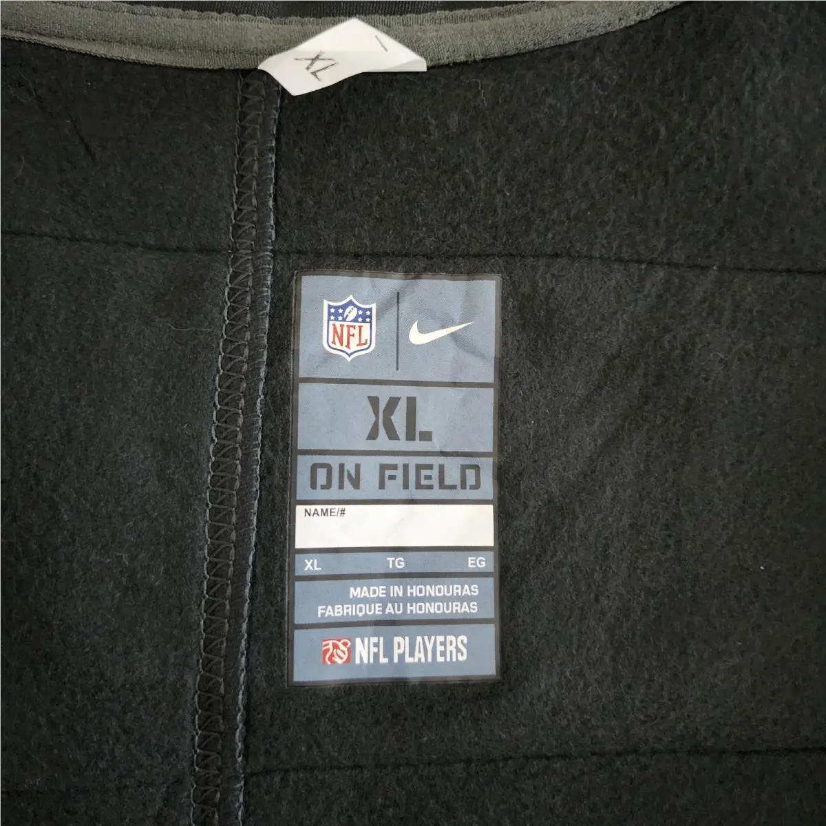 Nike clothing - Black, Camo 11