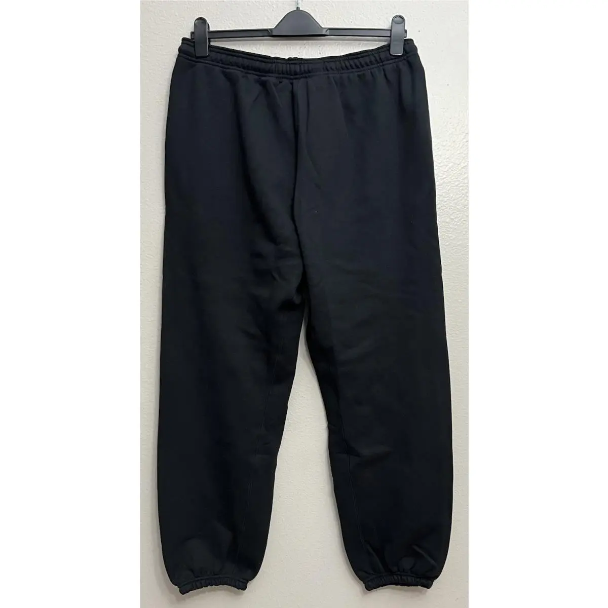 Nike clothing - Nike Boston Celtics Standard Issue Jogger Pants - FB6135-010 - Black (UPC: 196606618029) 3