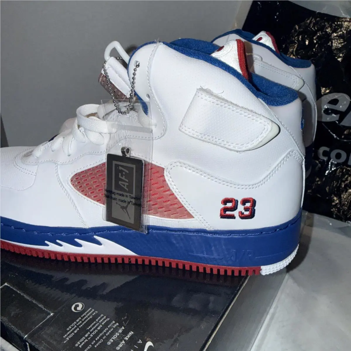 Nike shoes - Air Jordan 5 - Air - 318608162 - White, Manufacturer: Black/Blue Ribbon/New Blue/Varsity Red 5