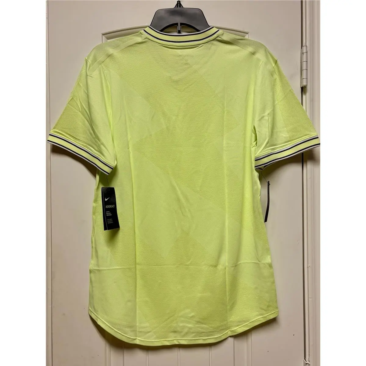 Nike clothing - Yellow 0
