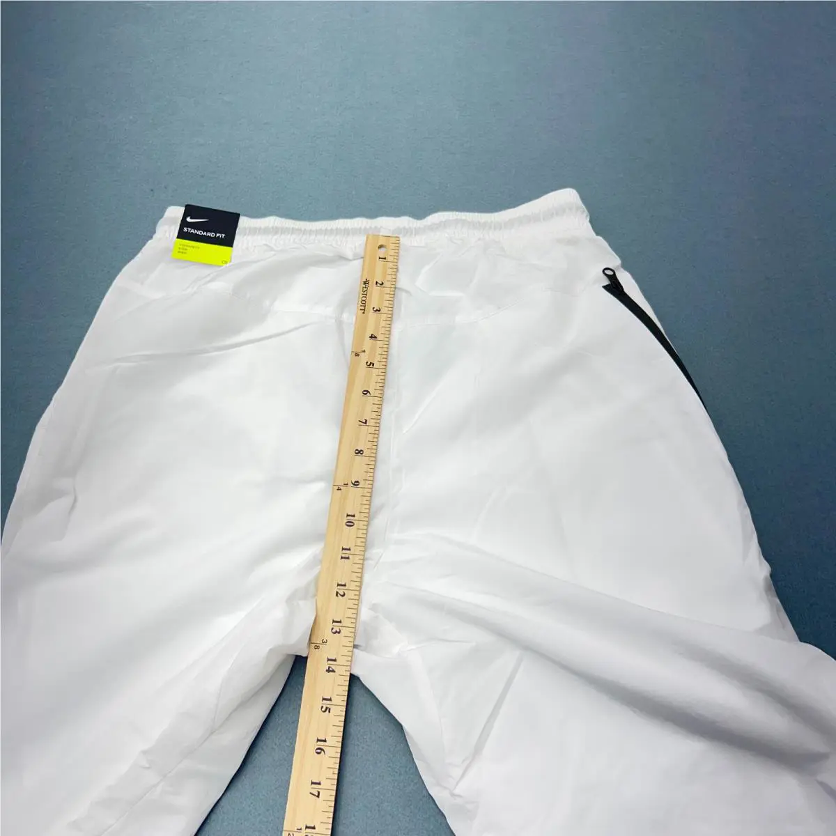 Nike clothing - White 14