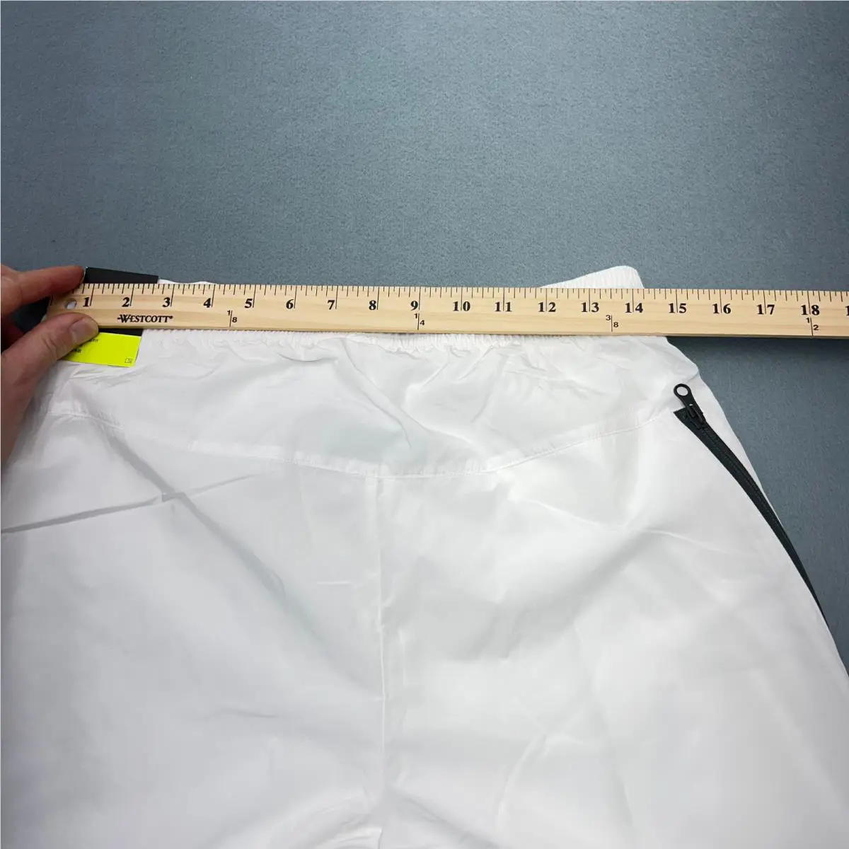 Nike clothing - White 15