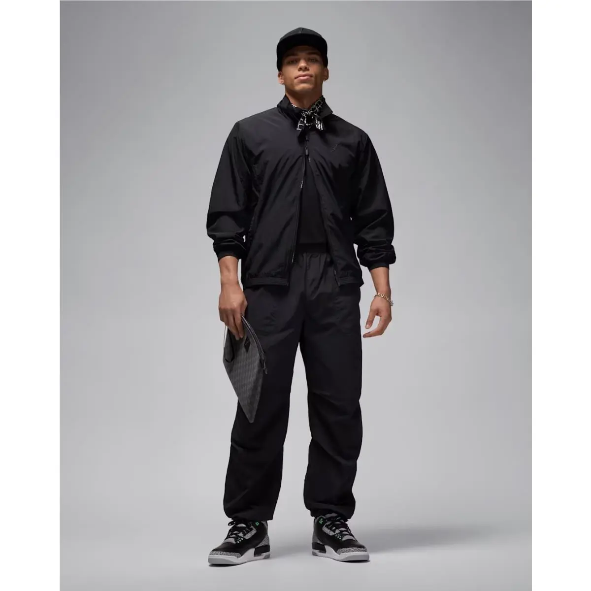 Nike clothing - Black (UPC: 197596393569) 6