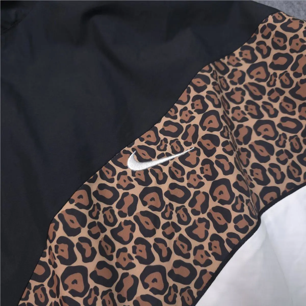 Nike clothing - Nike AH1811-010 - Multicolor 2