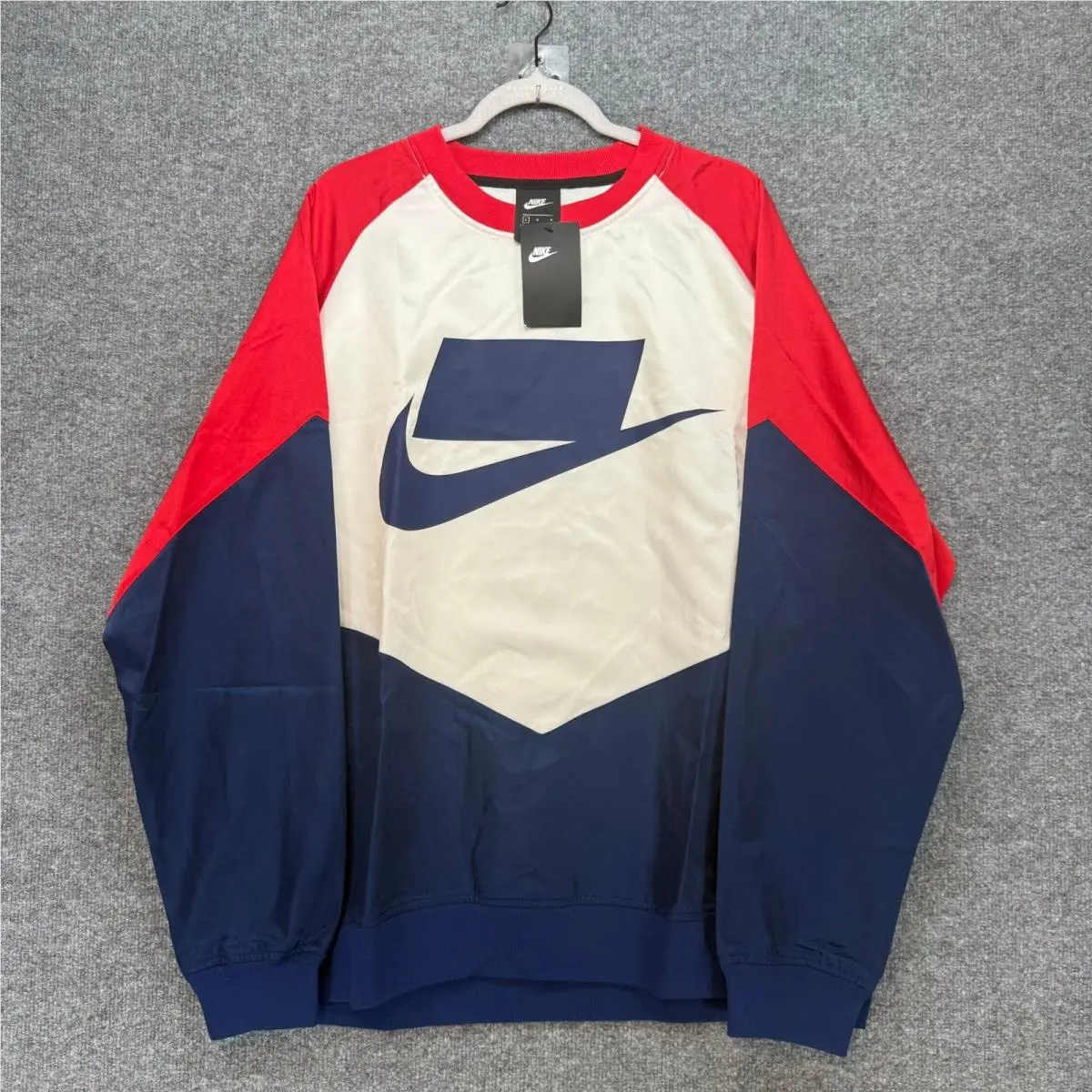 Nike Sweatshirt Mens Large Red Blue Loose Fit Retro Pullover Windbreaker