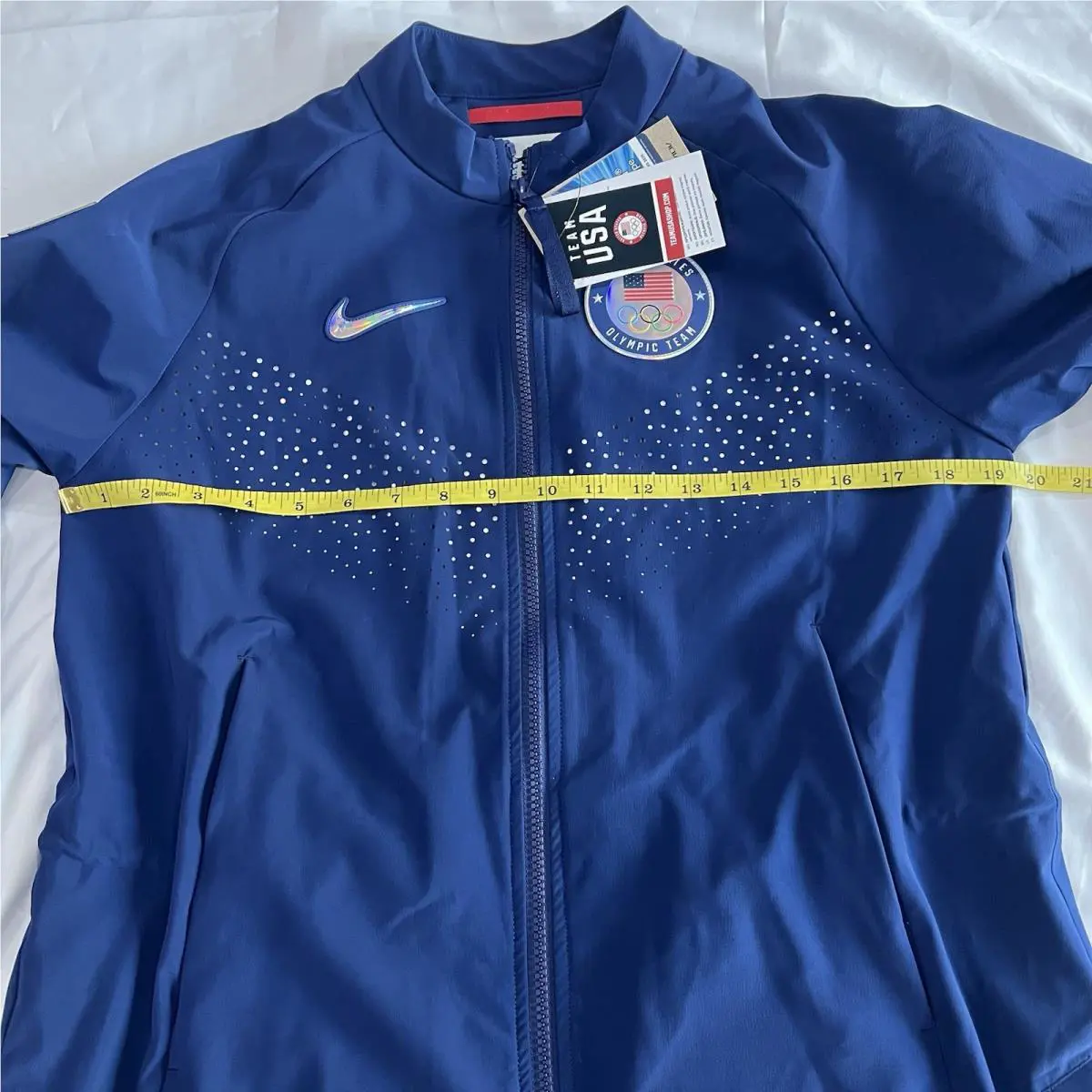 Nike clothing - Blue (UPC: 0197594034587) 6