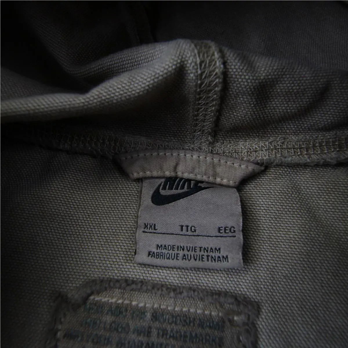 Nike clothing - Brown 1