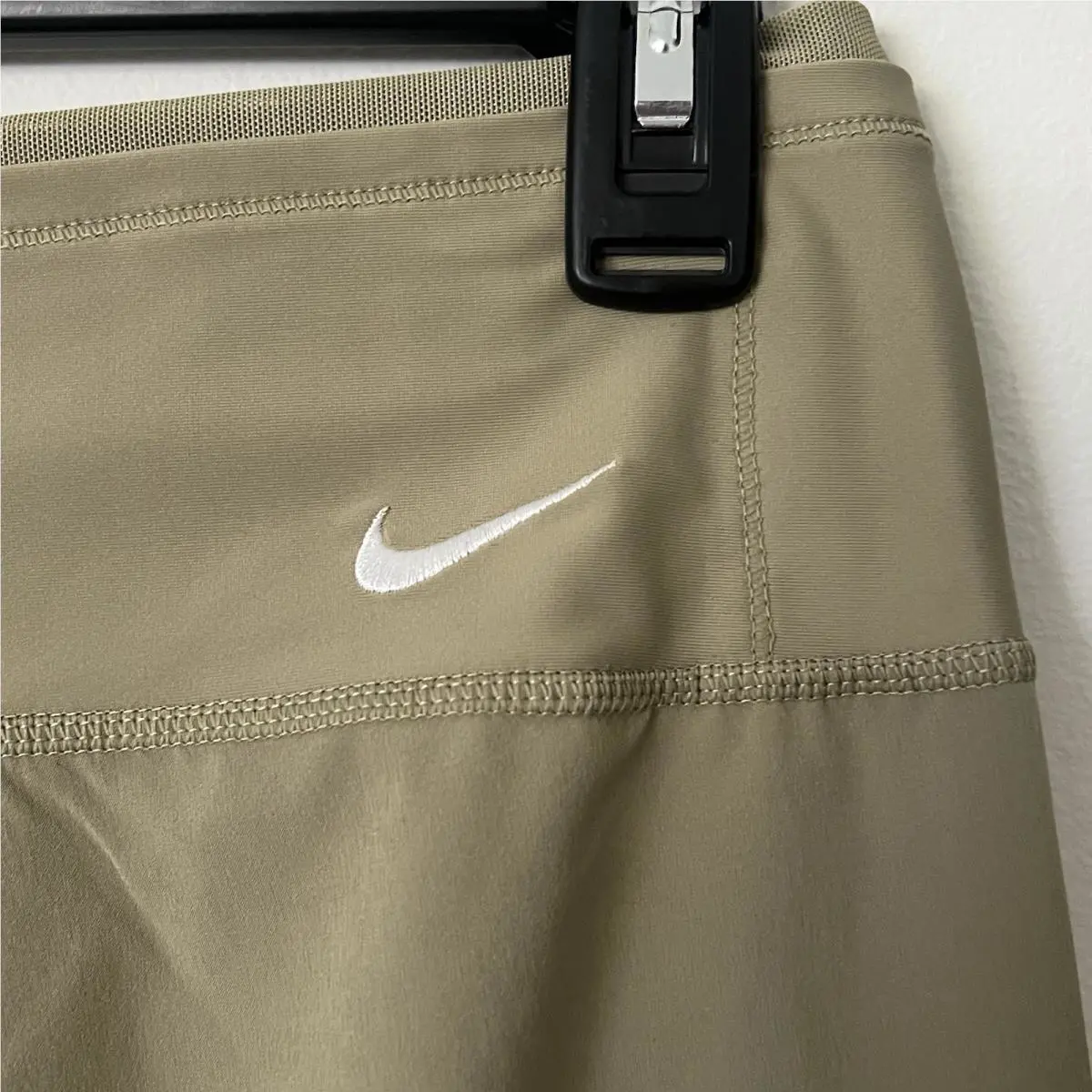 Nike clothing - DV9527-010 - DV9527-010 - Neutral Olive (UPC: 196604458764) 5