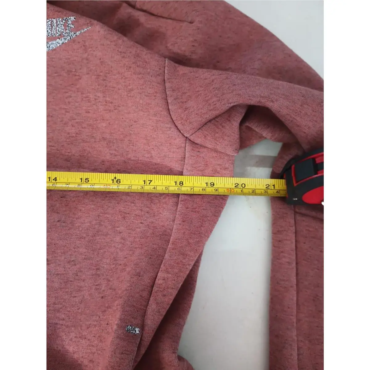 Nike clothing - Red 9