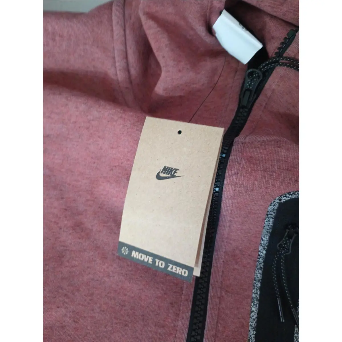 Nike clothing - Red 11