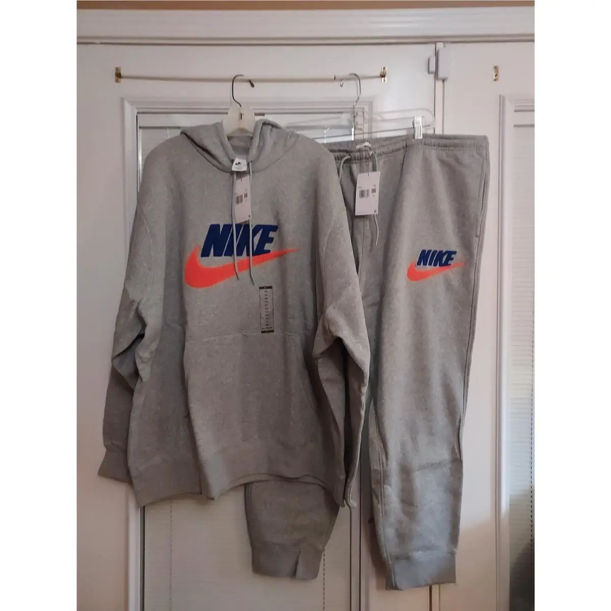 Nike clothing - Gray 3