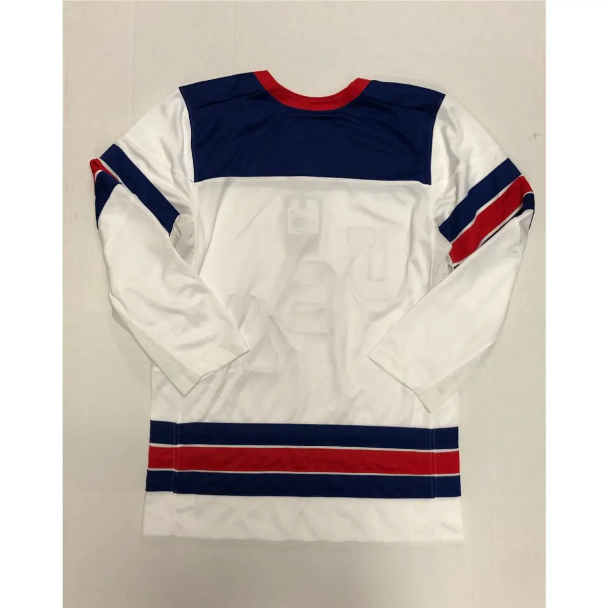 Nike clothing - White/Red-Blue (UPC: 198261163586) 6
