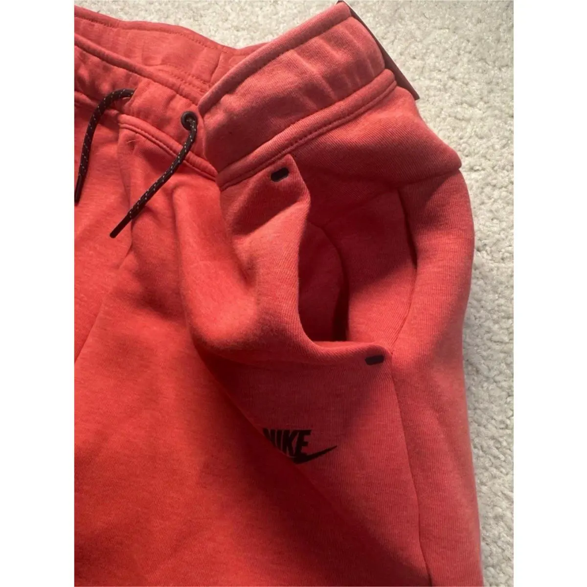 Nike clothing - Red 3