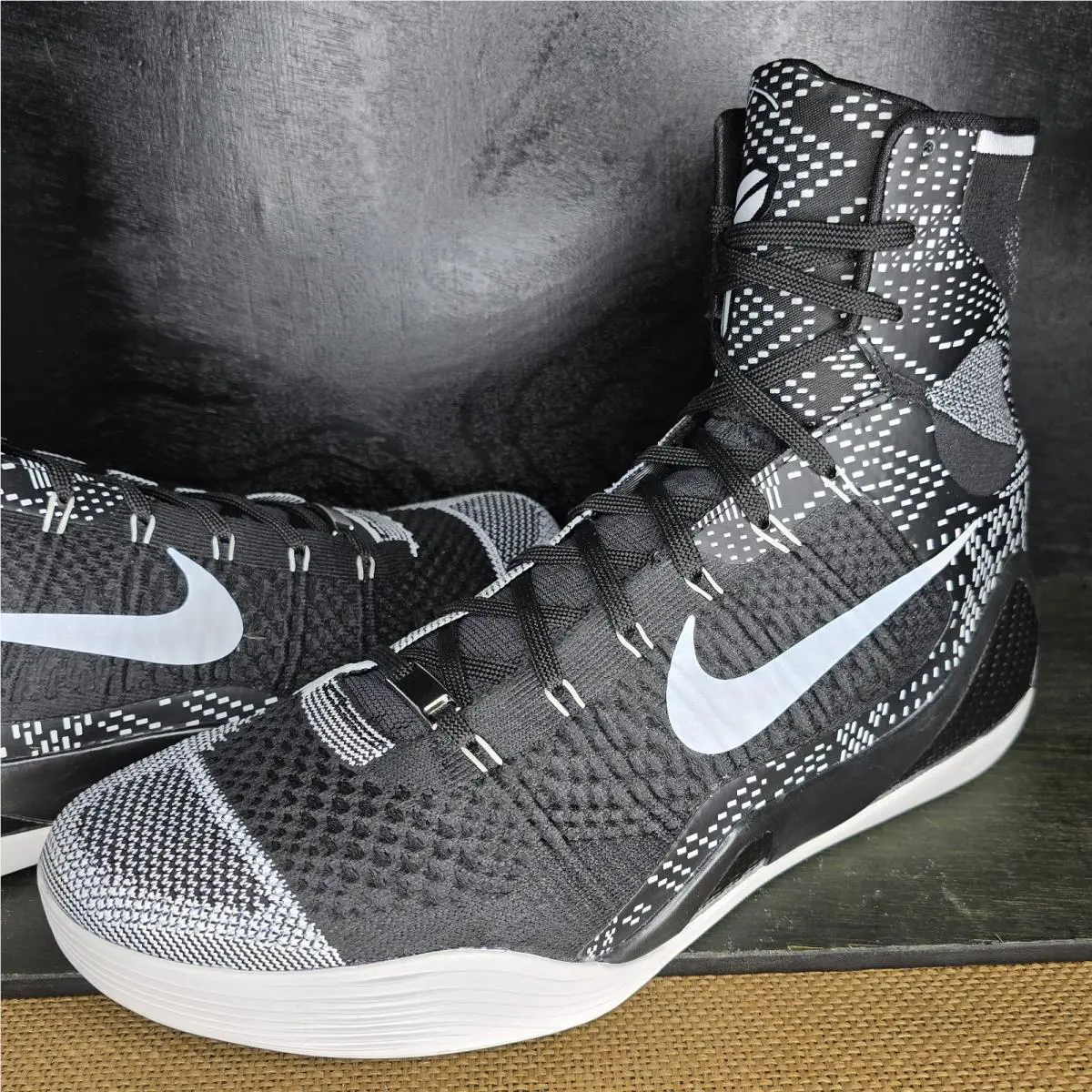Nike shoes - Nike Kobe 9 - Kobe - 704304-010 - Black (UPC: 887225193607) 3