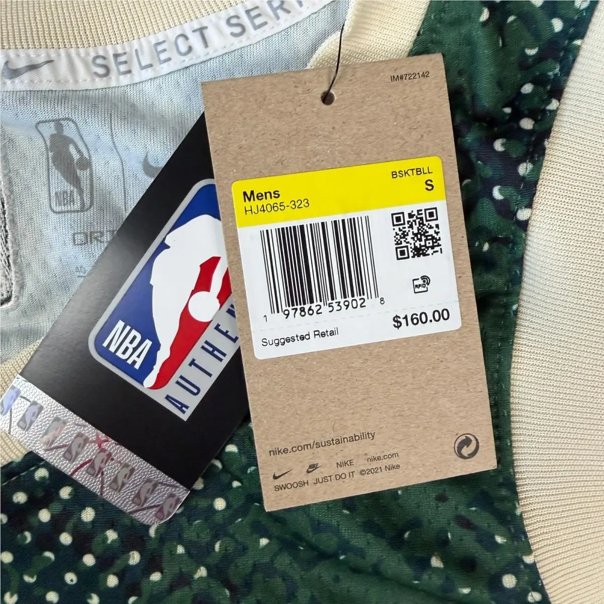 Nike clothing - Green 1