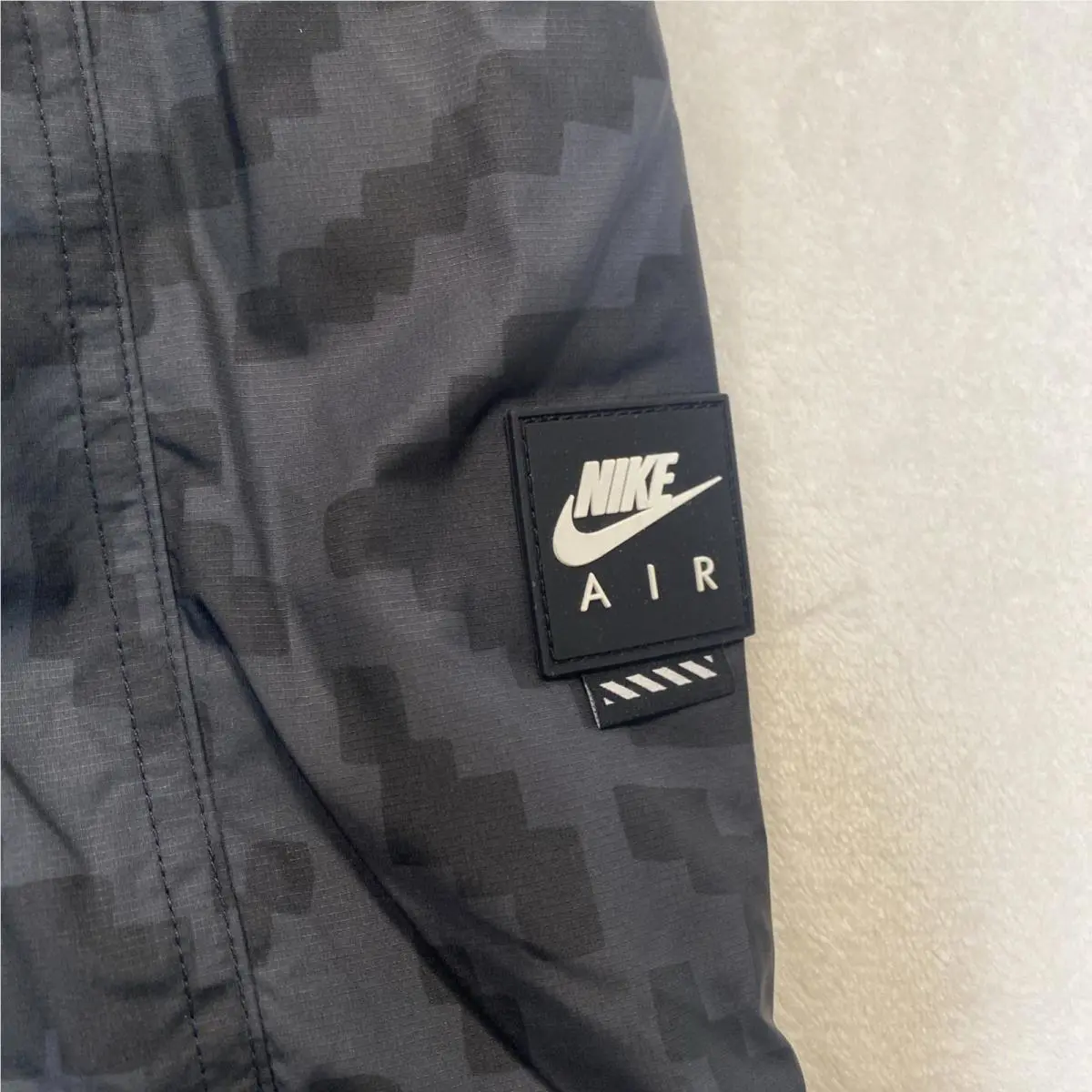 Nike clothing - HQ9468010 - HQ9468010 - Black (UPC: 0198481607006) 3
