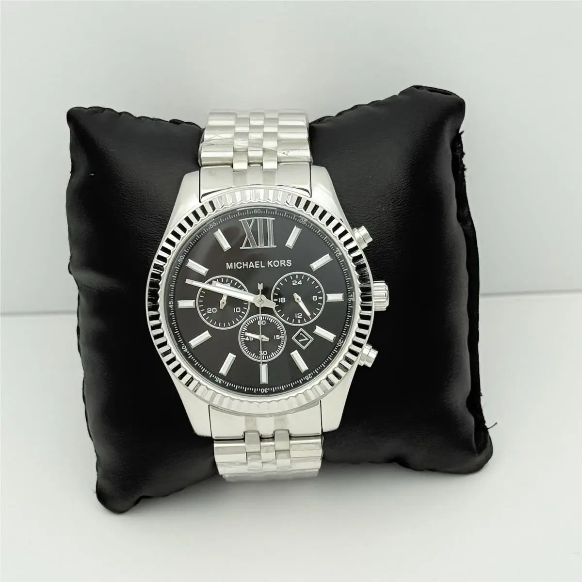 Michael Kors Oversized Lexington MK8602 Black Dial Chronograph Men’s Watch