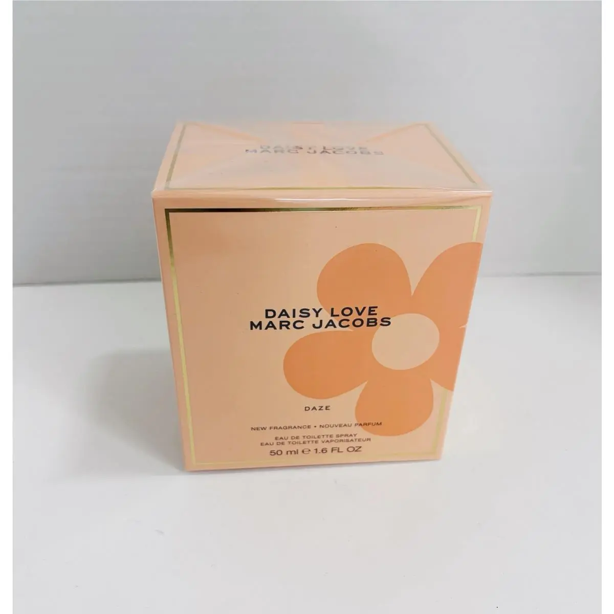 Marc Jacobs Daisy Love Daze Eau De Toilette Spray 1.6 oz / 50 ml Women