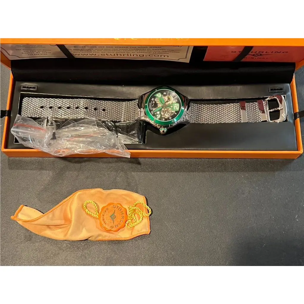 Stuhrling Automatic 20 Jewels CAL.ST-90050 Watch Green