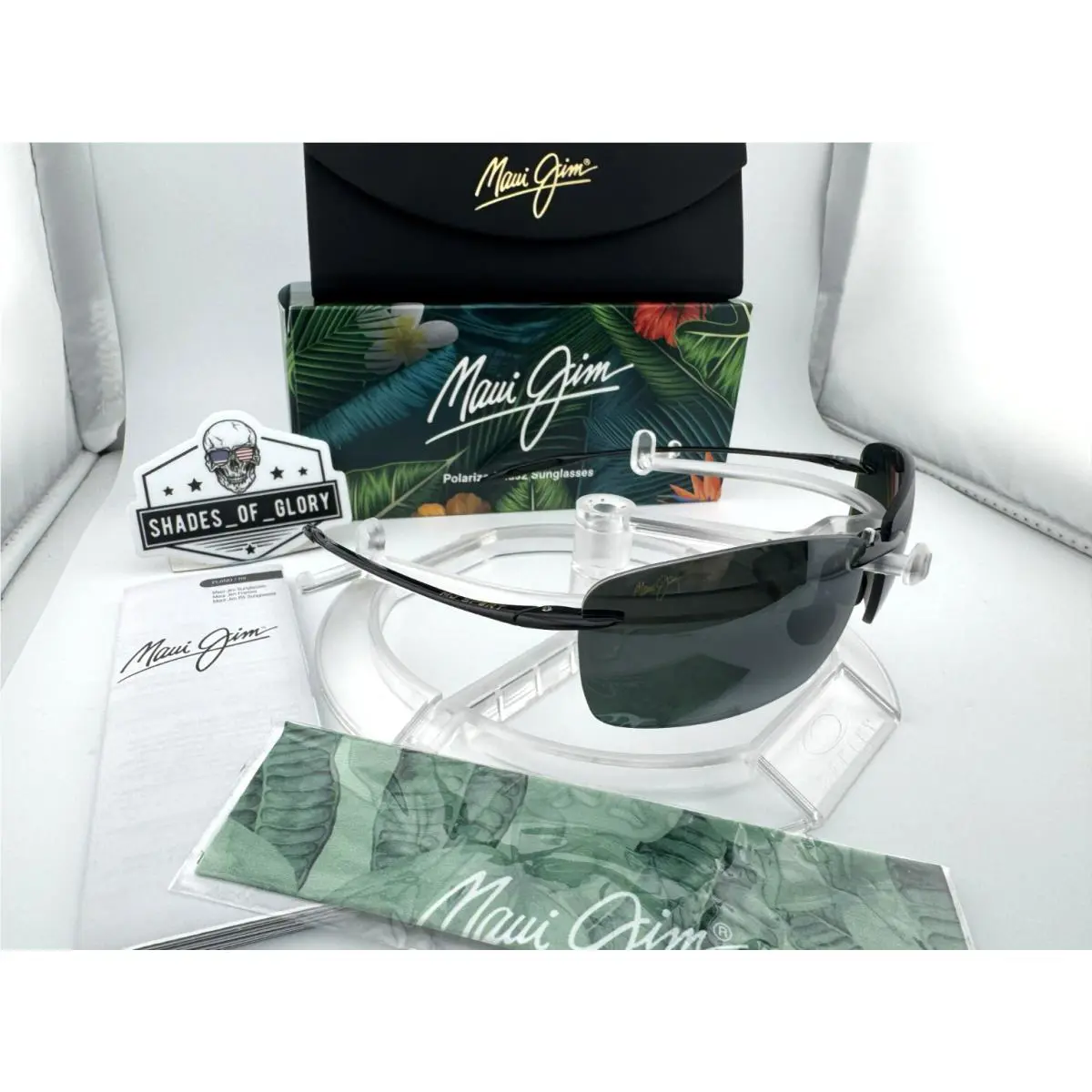 Maui Jim Lighthouse MJ 423-02 Gloss Black Neutral Grey Polarized Sunglasses