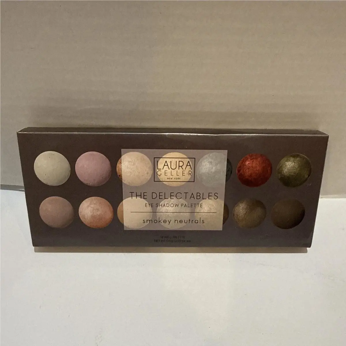 Laura Geller The Delectables Eye Shadow Palette Smokey Neutrals 14 Shades