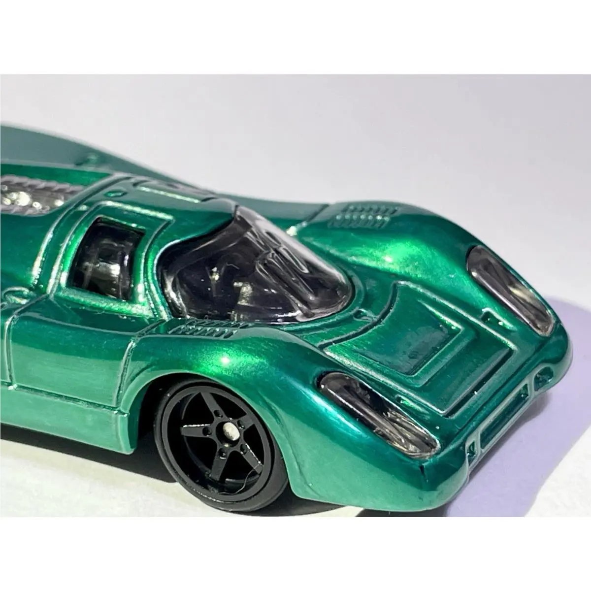Hot Wheels Custom Made Spectraflame Green Porsche 917KH Premium Real Riders