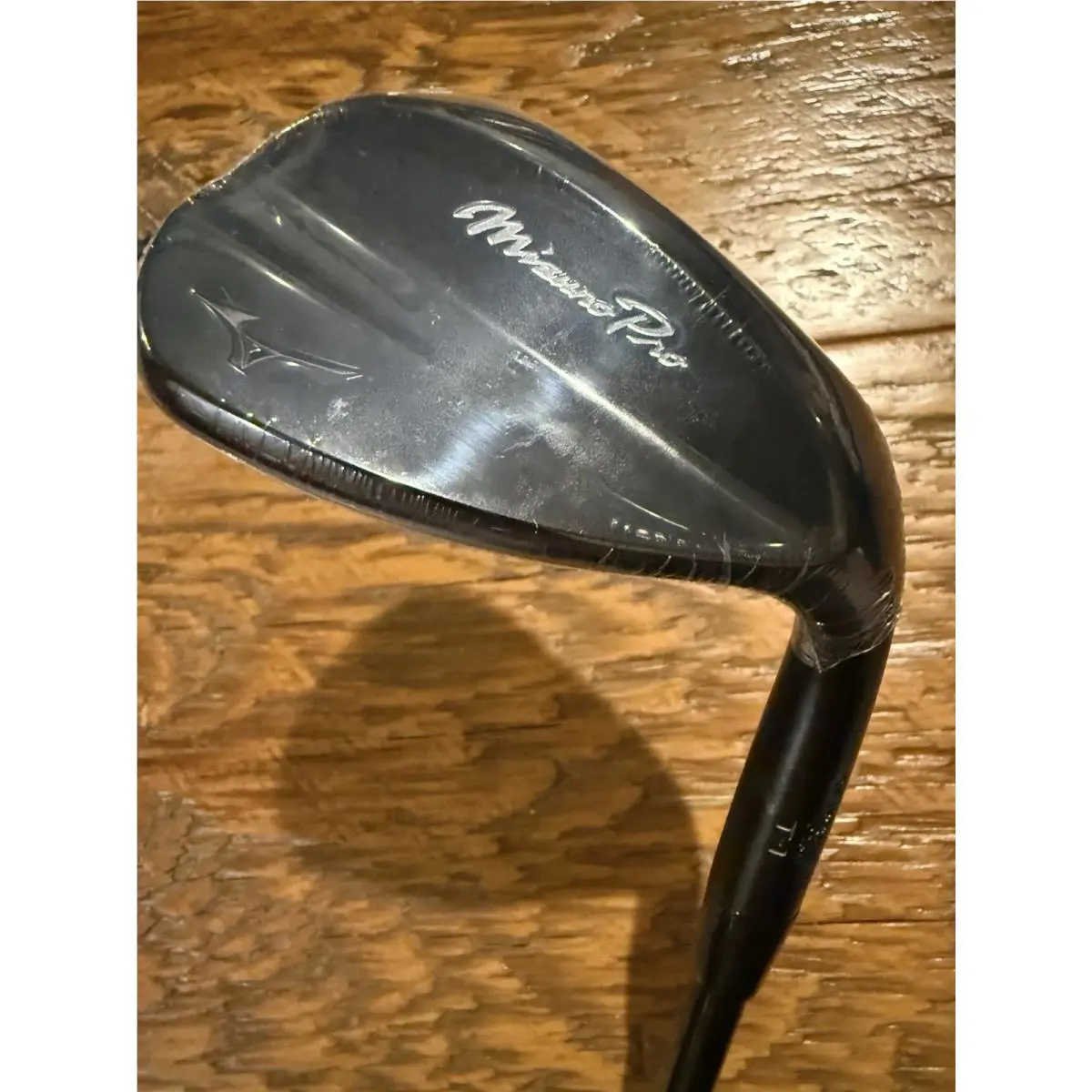 Mizuno T-1 Wedge Black Finish 56 Degree RH Kbs Hi Rev Black Shaft