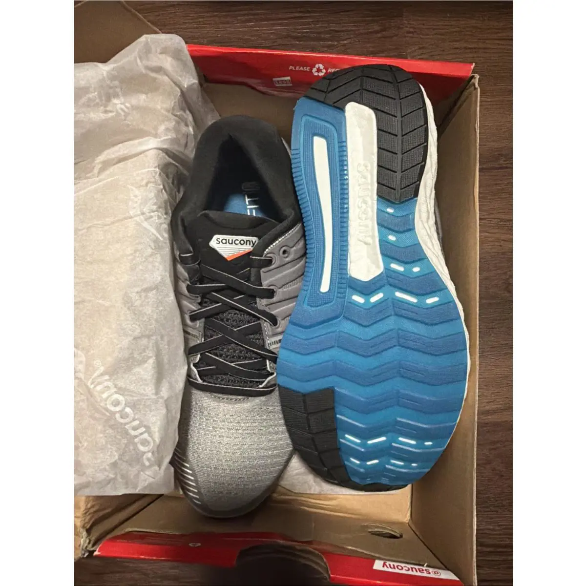 Saucony shoes - SAUCONY Hurricane 22 - Hurricane - S20544-25 - Gray 2