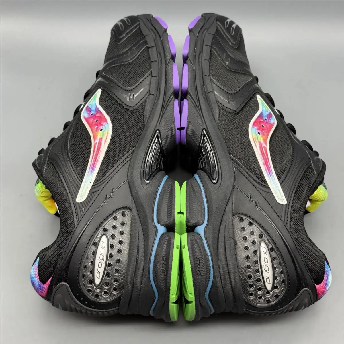 Saucony shoes - Saucony ProGrid Triumph - ProGrid Triumph - S70738-2 - Black (UPC: 0195019036611) 4
