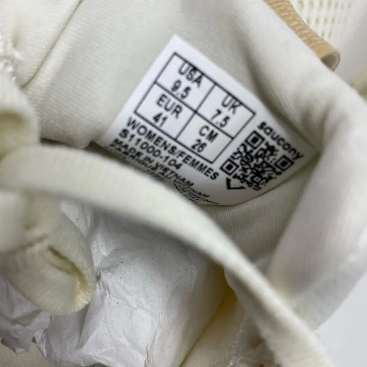 Saucony shoes - Saucony Ride 18 - Ride - S11000-104 - Ivory 1