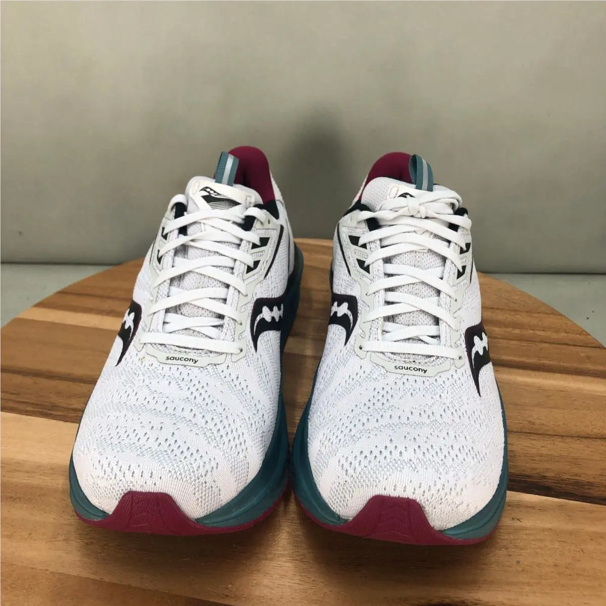 Saucony shoes - Echelon 9 - Echelon - White 1