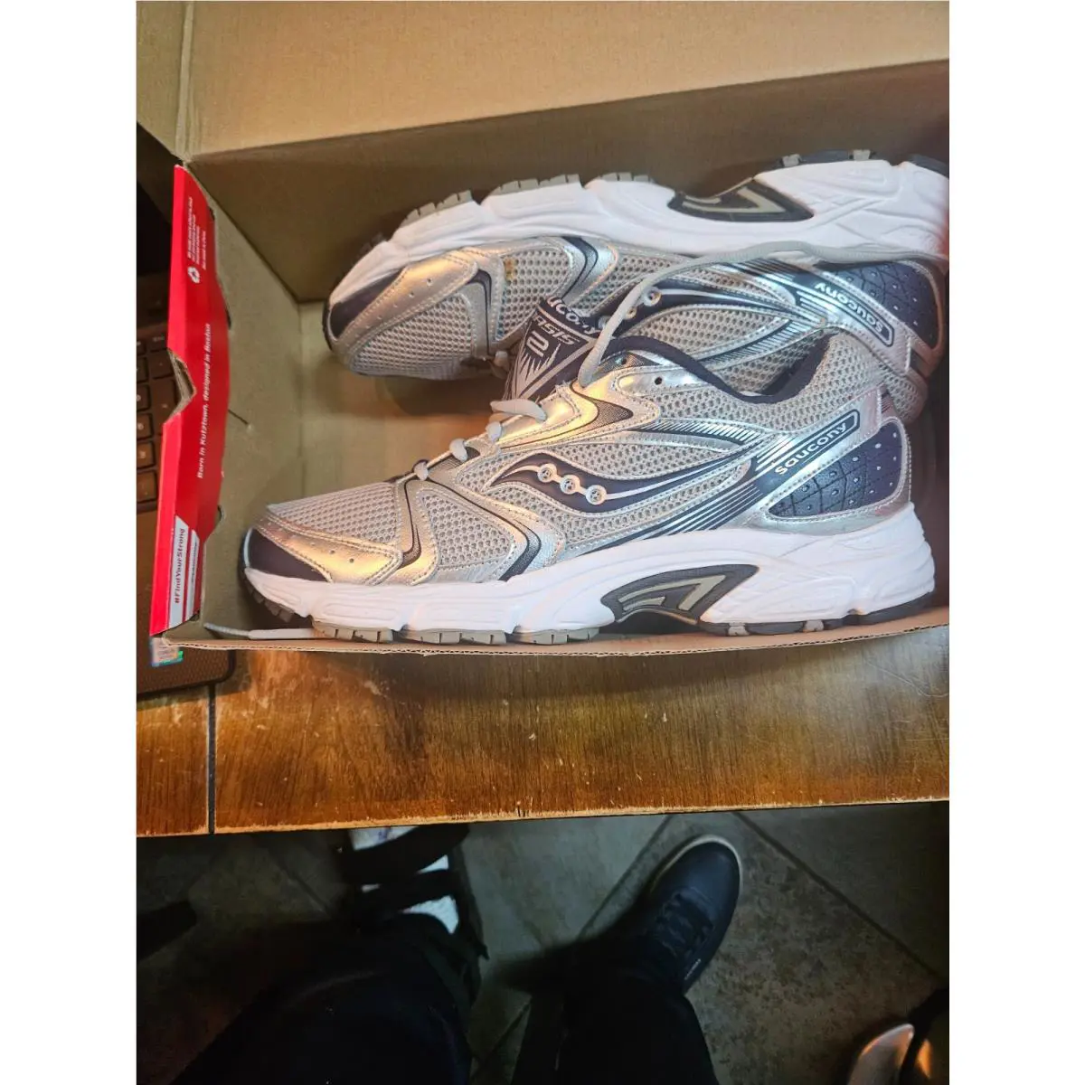 Saucony shoes - Silver/Navy 3
