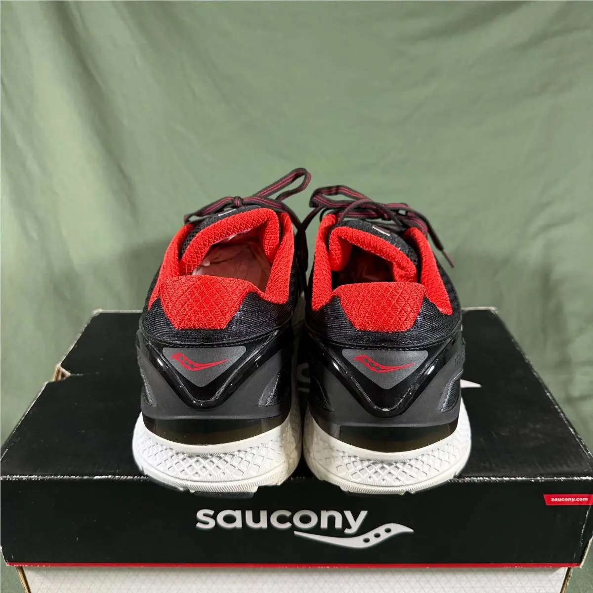 Saucony shoes - Saucony Redeemer - Redeemer - S20381-1 - Black (UPC: 044213469001) 8
