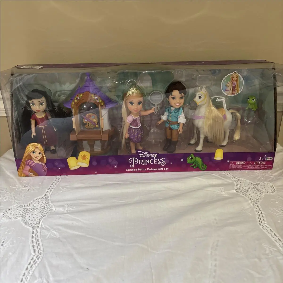 Disney Princess Tangled Petite Deluxe Gift Set Rapunzel