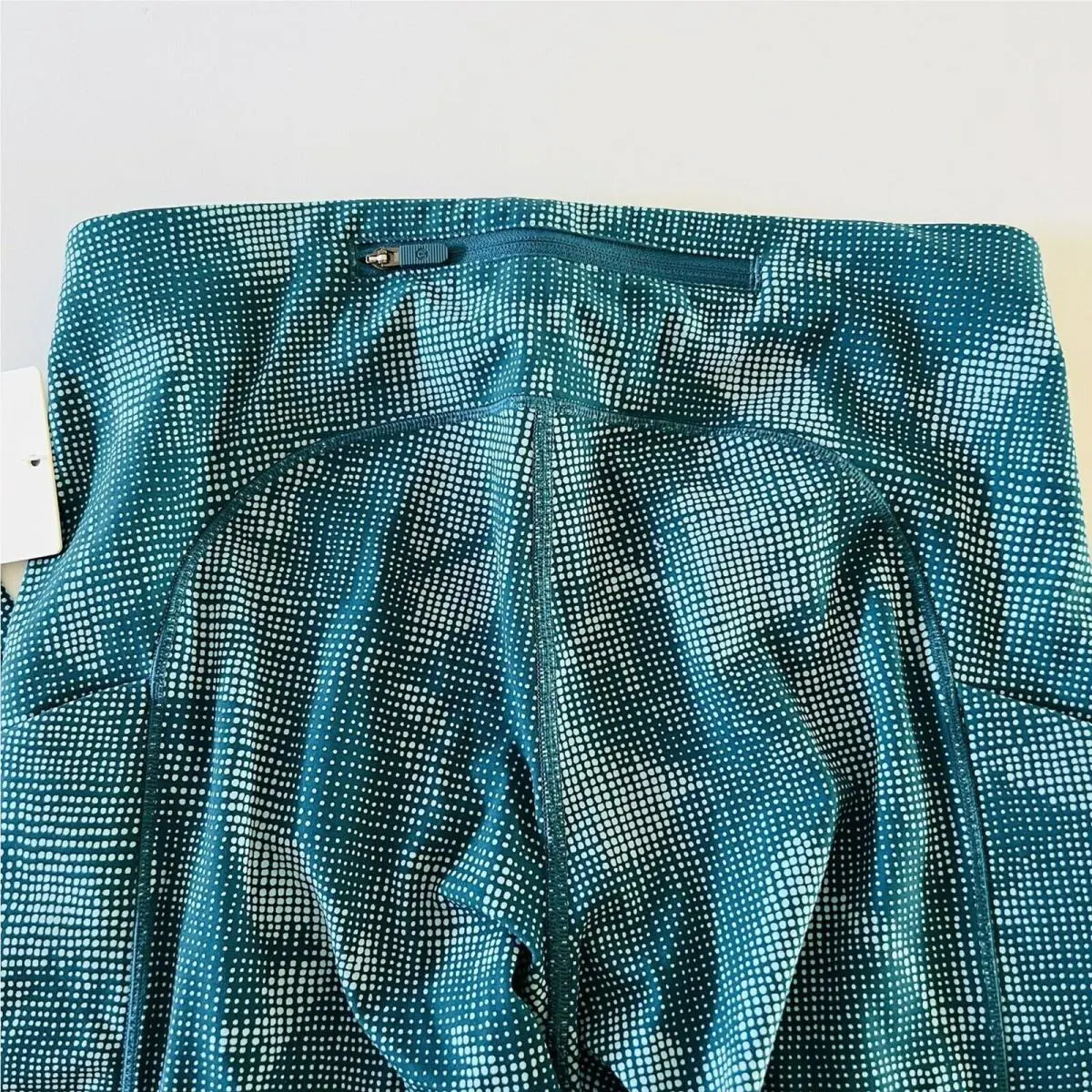 Lululemon clothing - Green 2