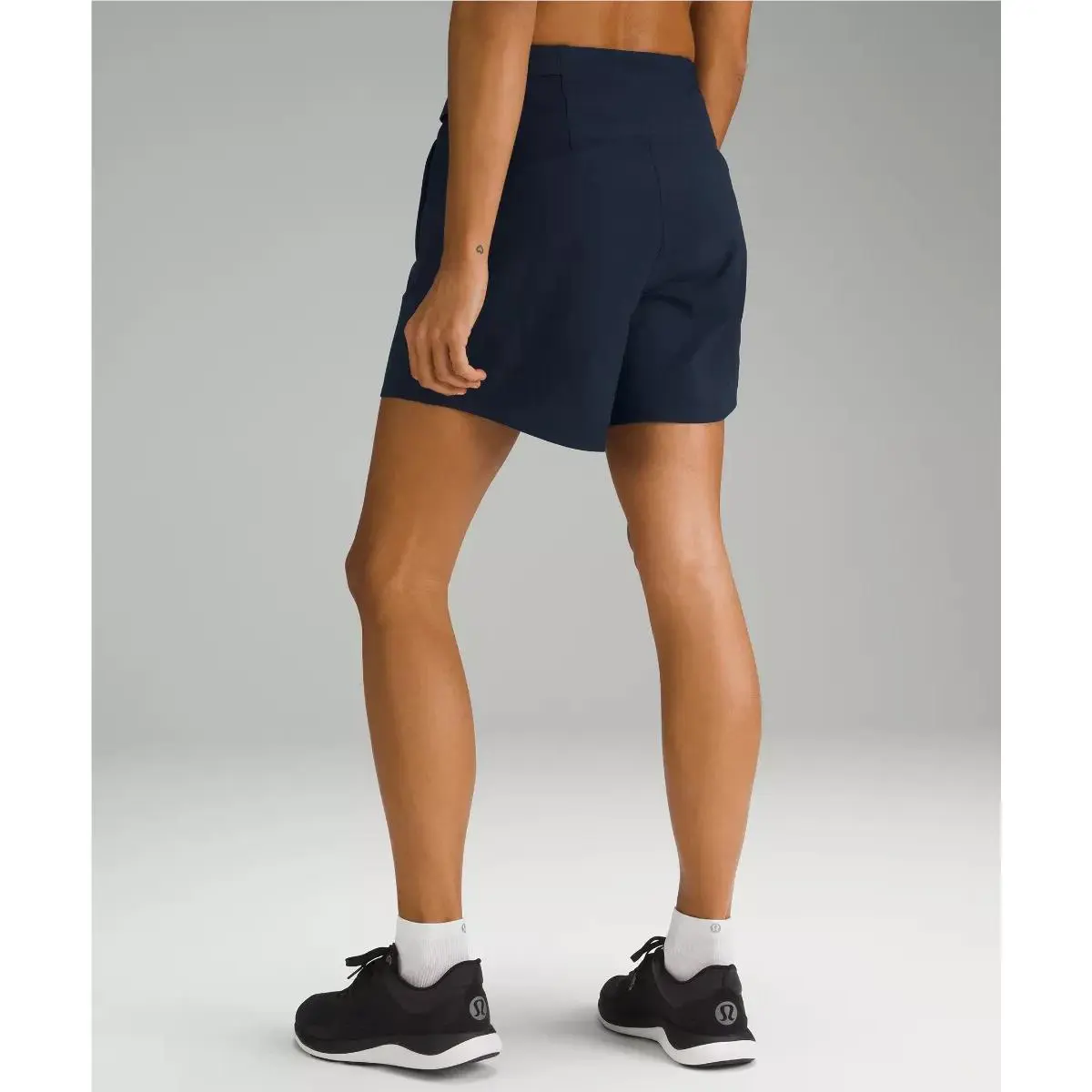 Lululemon clothing - Green 3