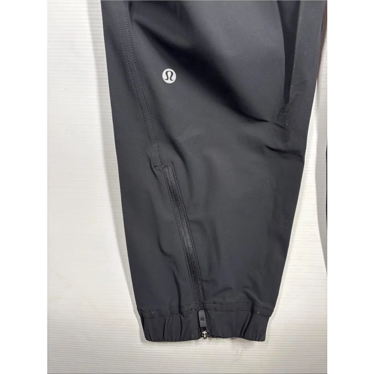 Lululemon clothing - Black 3