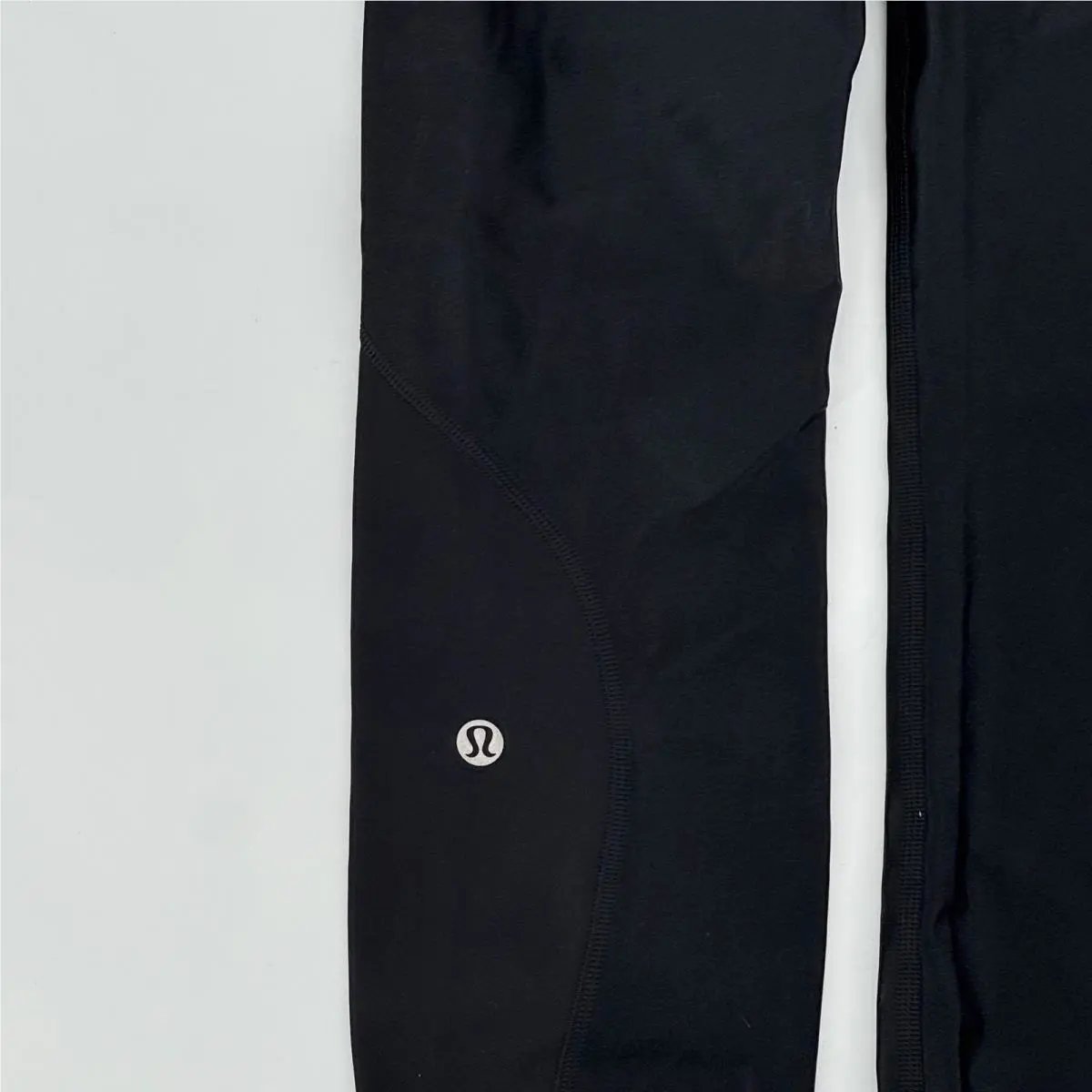 Lululemon clothing - Black 2