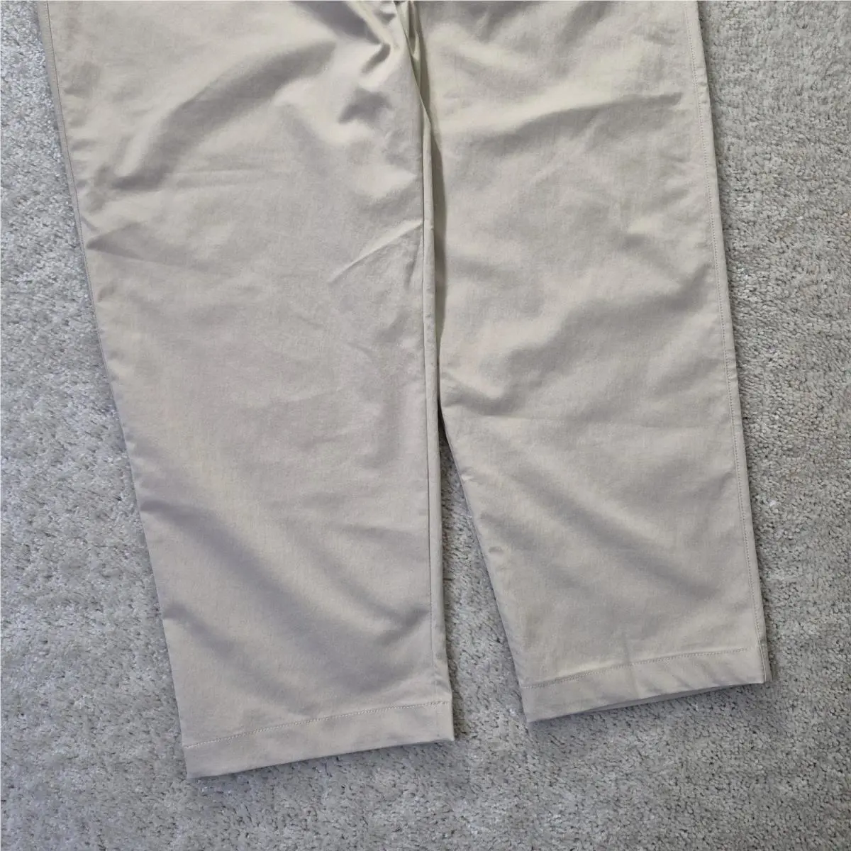 Lululemon clothing - Beige 7