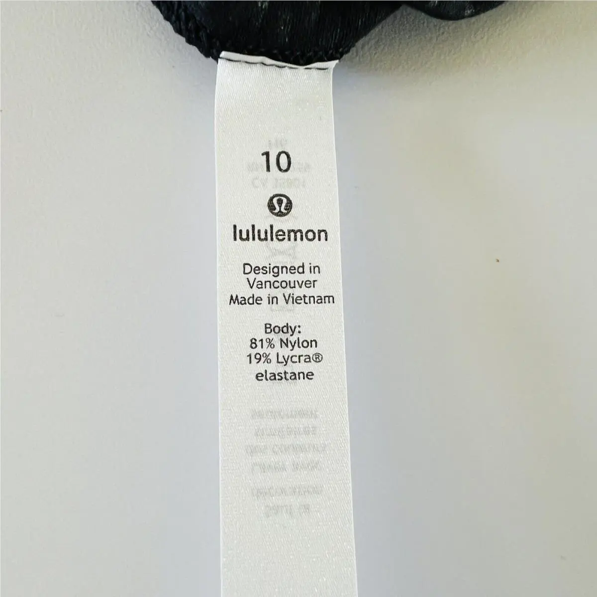 Lululemon clothing - Black 3