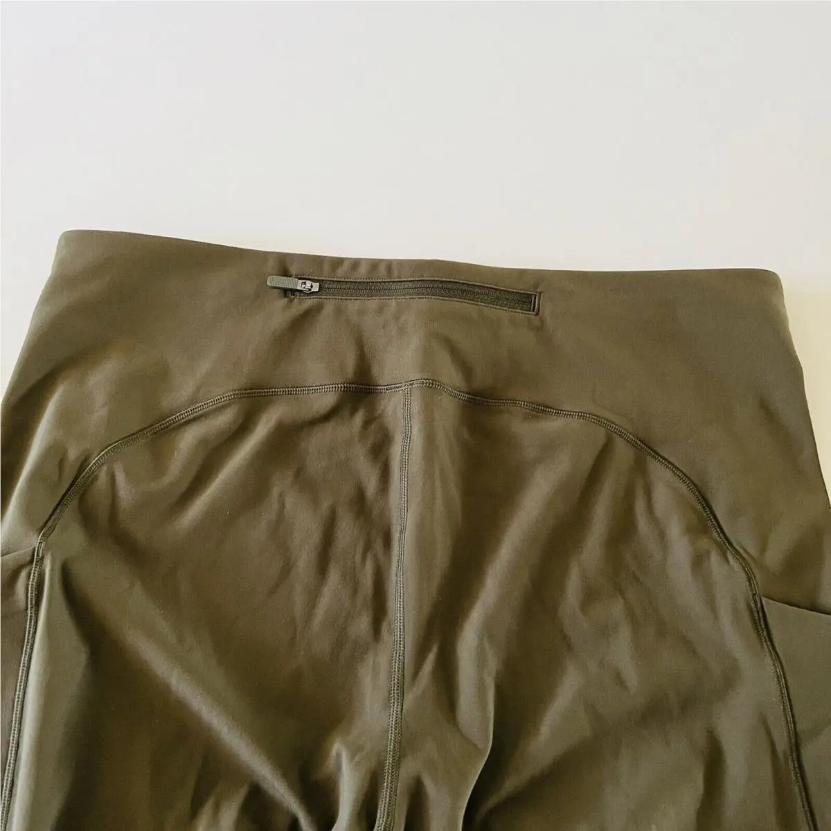 Lululemon clothing - Green 3