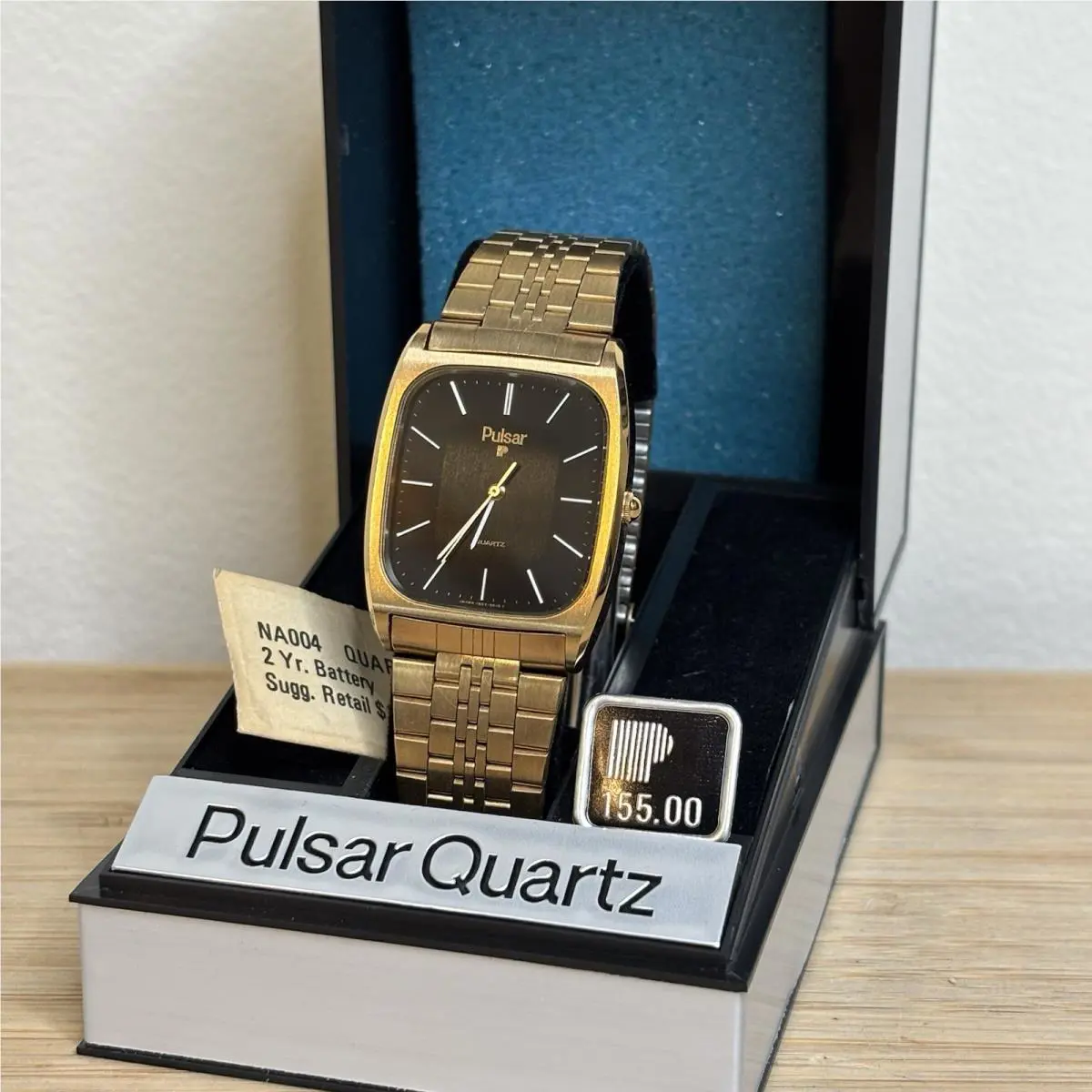 Neo Vintage Nos 1980`s Pulsar By Seiko Watch Quartz Gold Tone Y557-5009
