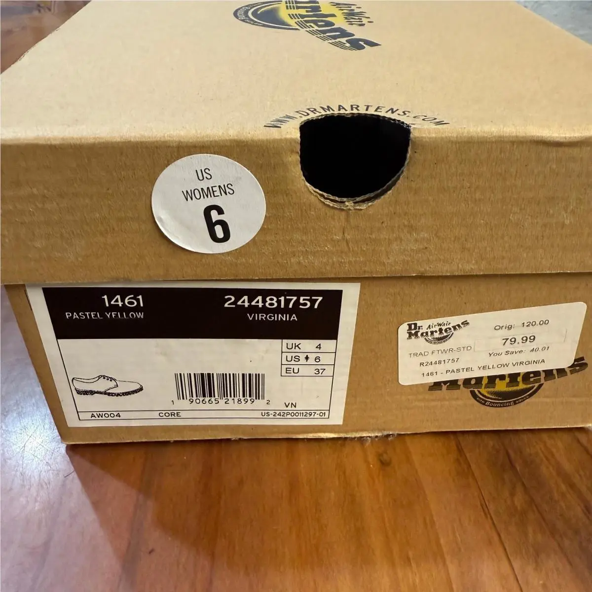 Dr. Martens shoes - Cream 7