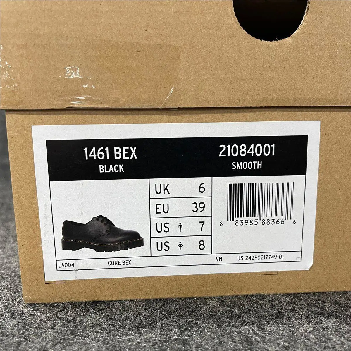 Dr. Martens shoes - vs-190916 - vs-190916 - Black (UPC: 883985883666) 0
