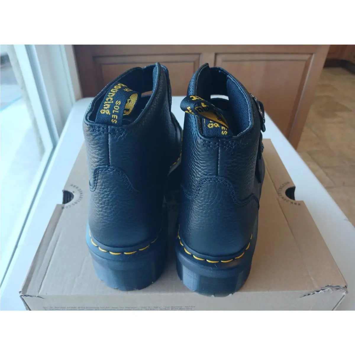 Dr. Martens shoes - Dr. Martens Devon Flower - Martens Devon Flower - Black 5