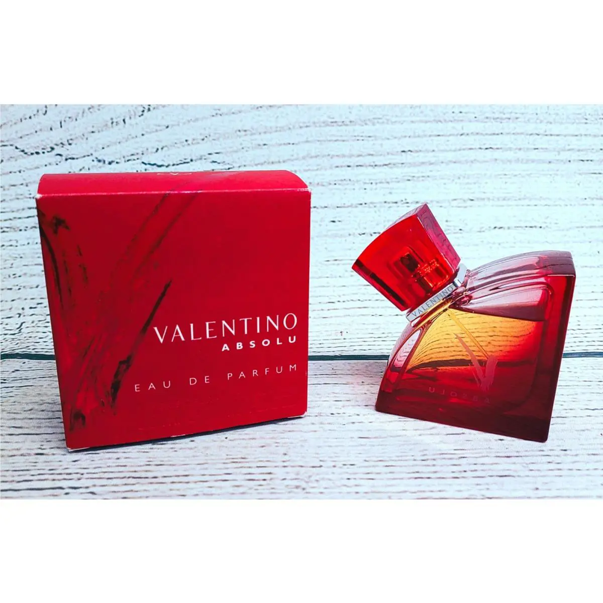 V Valentino Absolu Edp Eau De Parfum Spray 1.6 fl oz/50ml - Retired