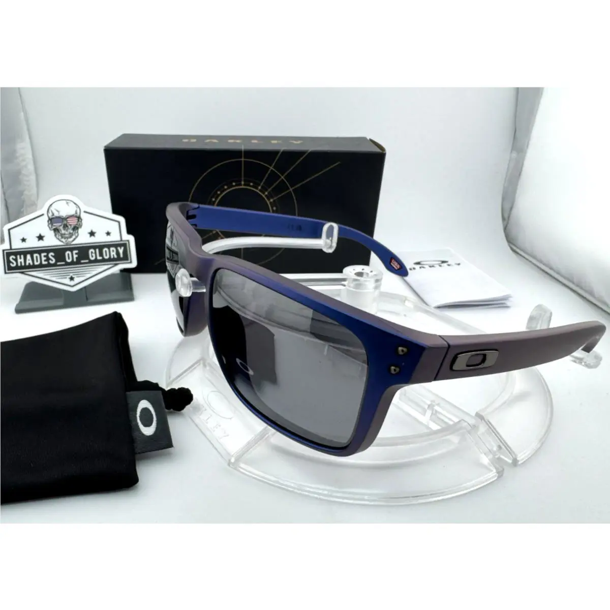 Holbrook XL Cyan Blue Colorshift Prizm Black Polarized Sunglasses 9417-47 by Oakley