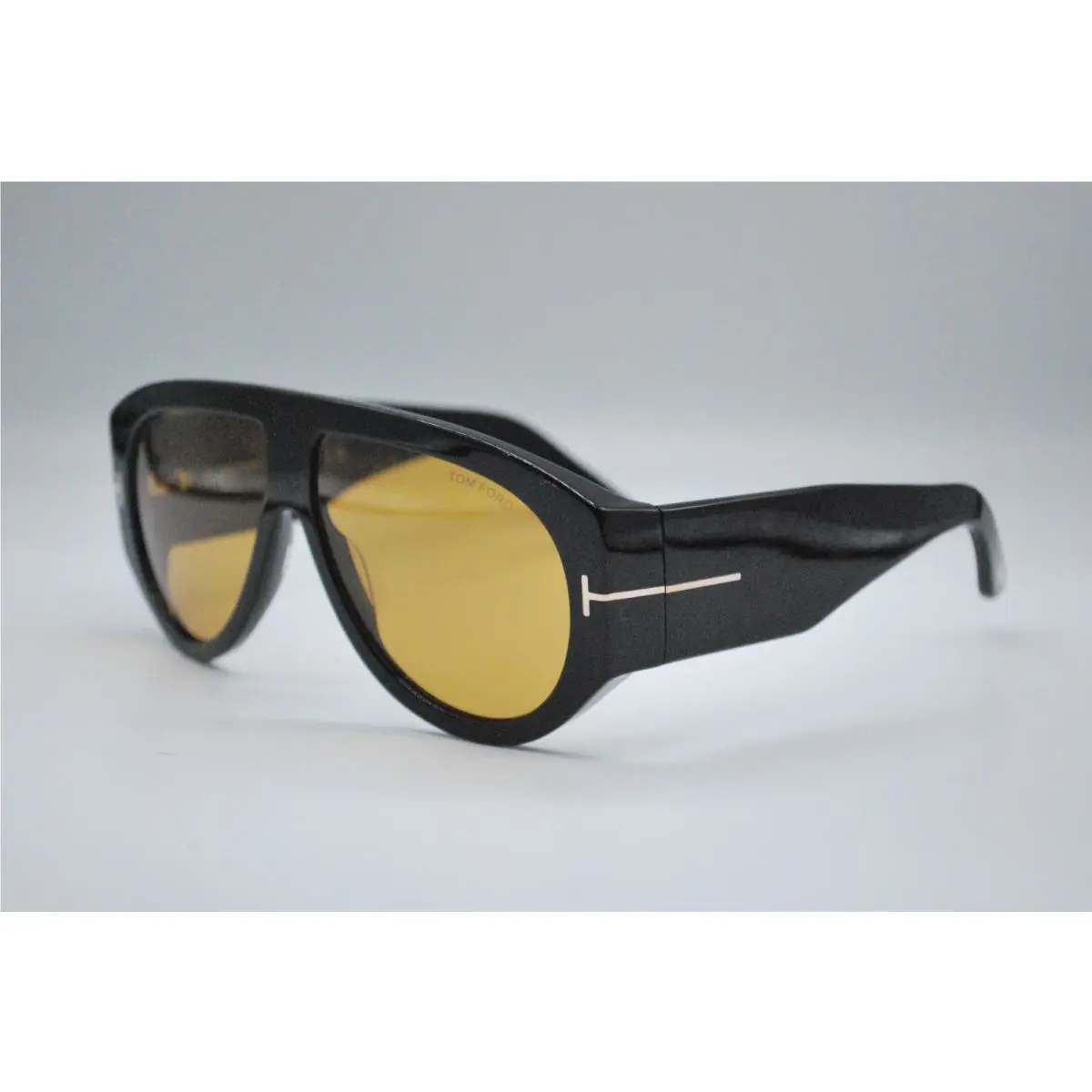 Tom Ford TF 1044 01E Black Brown Sunglasses Frame 60-12